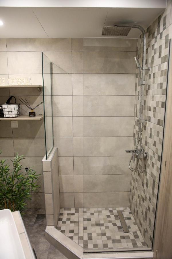 Apartment Msk Rotonda 2 *